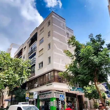 Exclusive Two Bedroom In Centre Apartament *